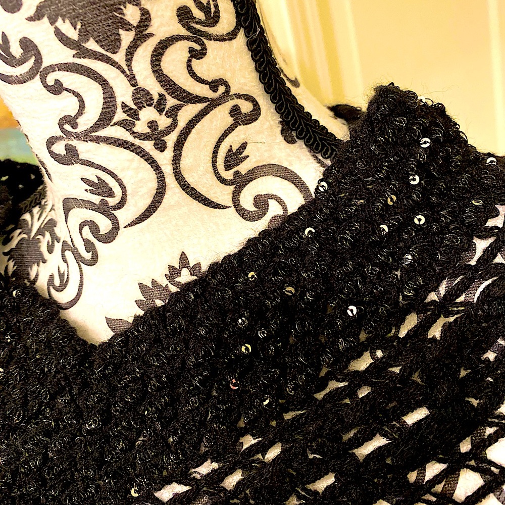 Black Knit Poncho - Picture 6 of 8